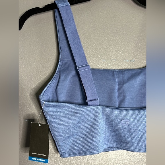 GapFit matching set - top & matching bike shorts set - Picture 4 of 7